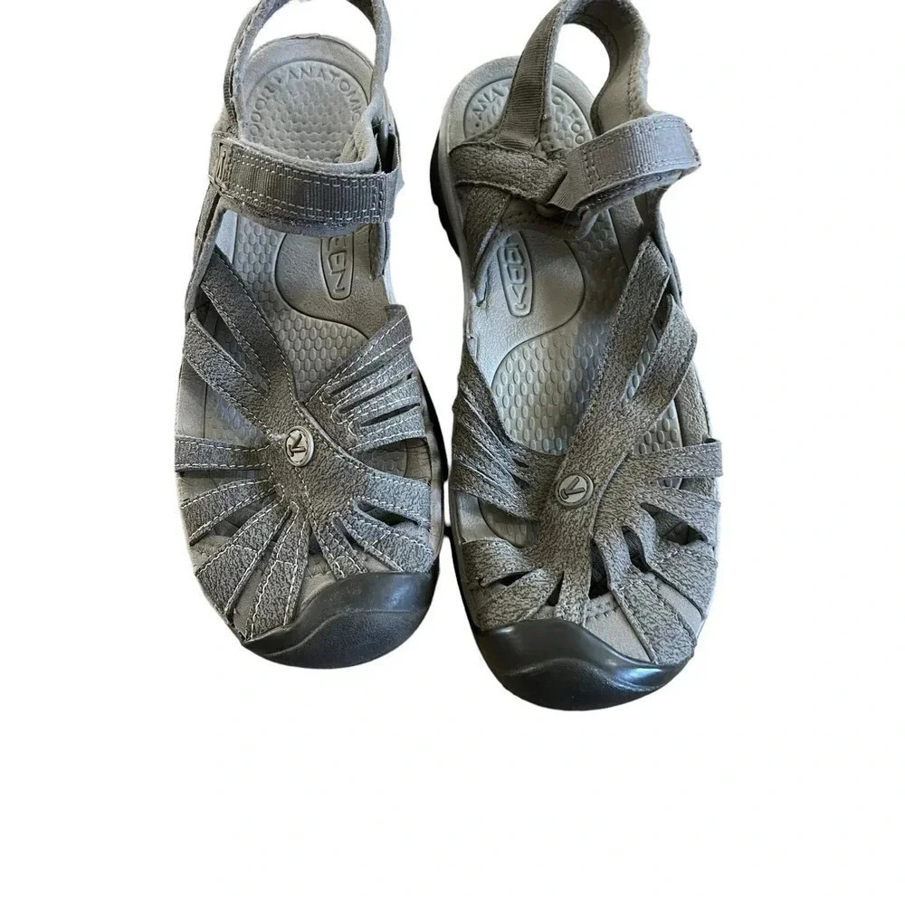 Keen Womens Leather Flat Lily Pad Celadon Hiking Sandals Size 9.5